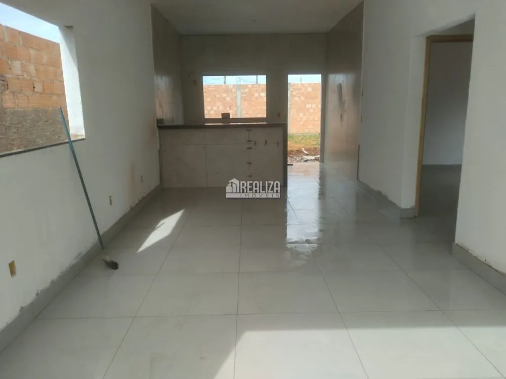 Casa, 2 quartos, 77 m² - Foto 1