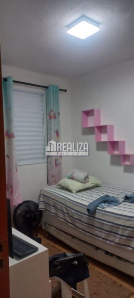 Apartamento à venda com 2 quartos, 50m² - Foto 2