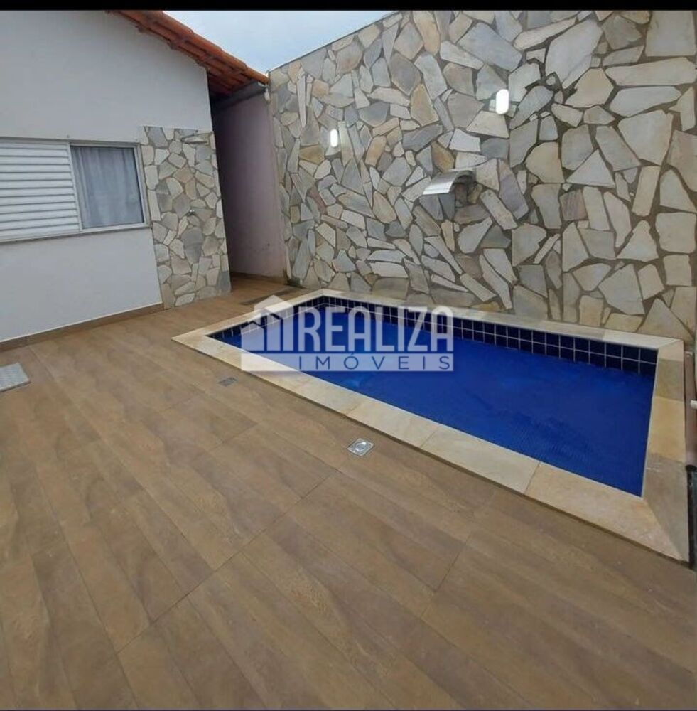 Casa de Condomínio à venda com 3 quartos, 166m² - Foto 1