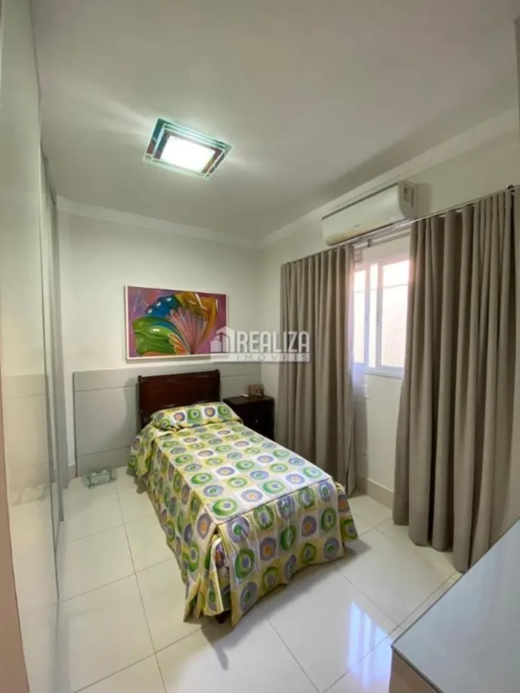 Casa, 3 quartos, 220 m² - Foto 19