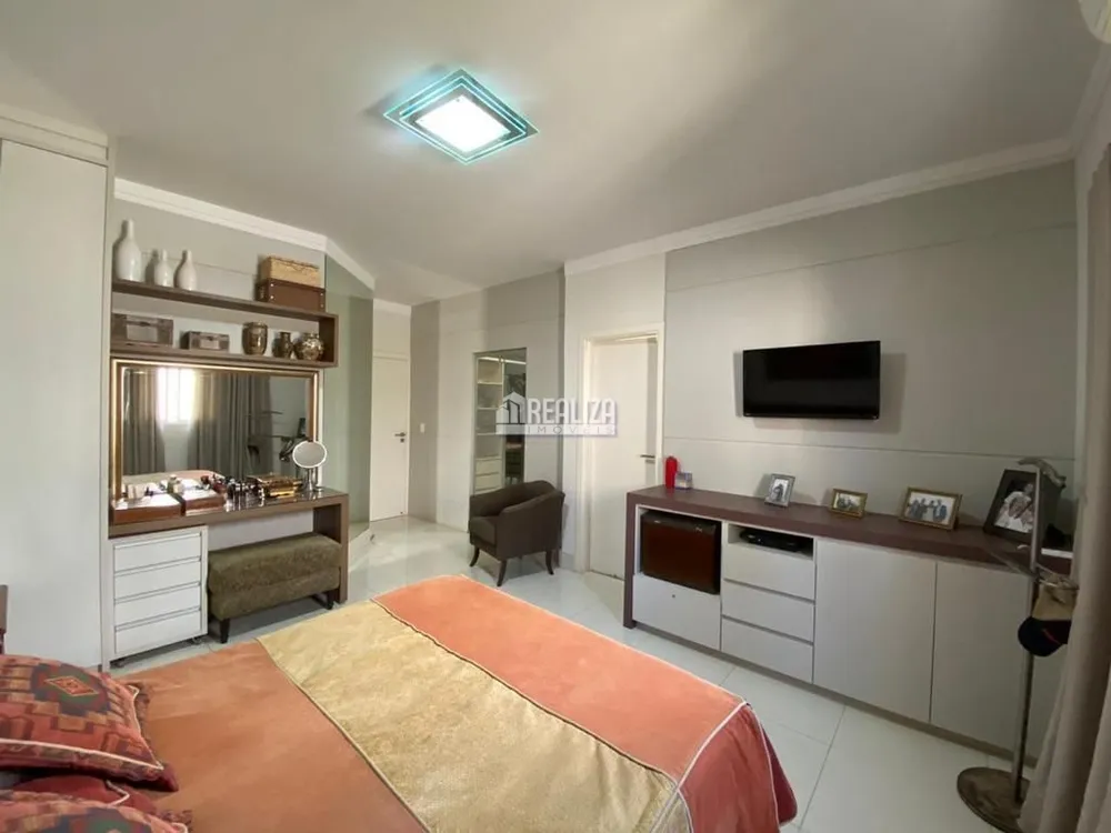 Casa, 3 quartos, 220 m² - Foto 17