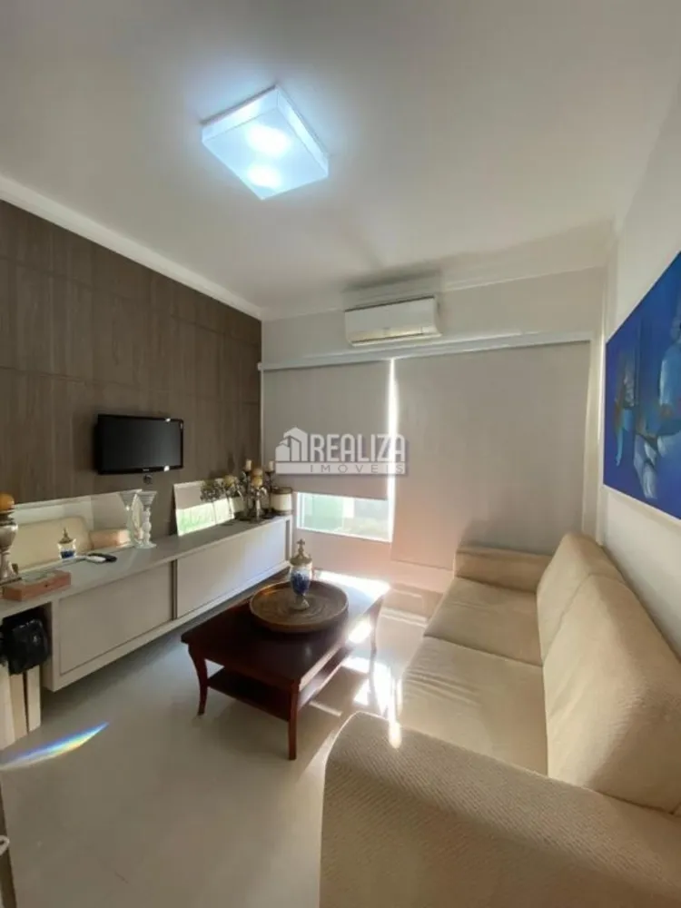 Casa, 3 quartos, 220 m² - Foto 13