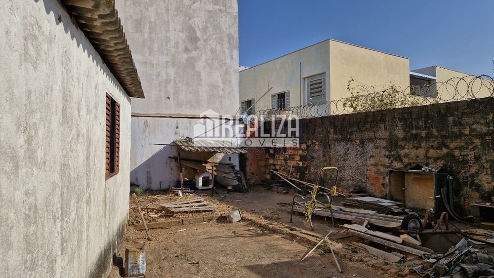 Casa, 2 quartos, 157 m² - Foto 3