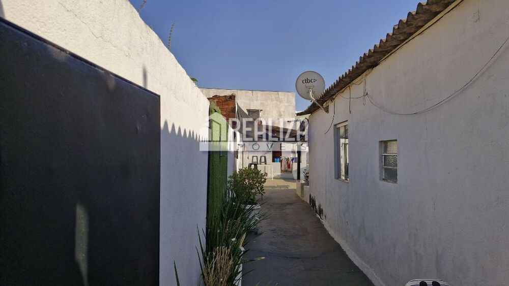 Casa, 2 quartos, 157 m² - Foto 1