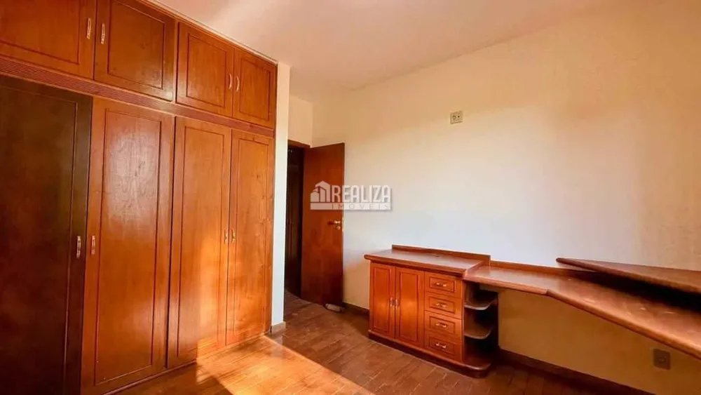 Casa, 3 quartos, 269 m² - Foto 4