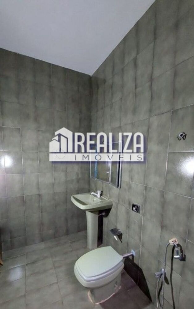 Casa à venda com 3 quartos, 150m² - Foto 9