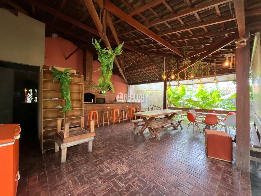 Chácara, 4 quartos, 914 m² - Foto 2