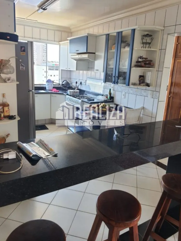 Casa, 3 quartos, 207 m² - Foto 11