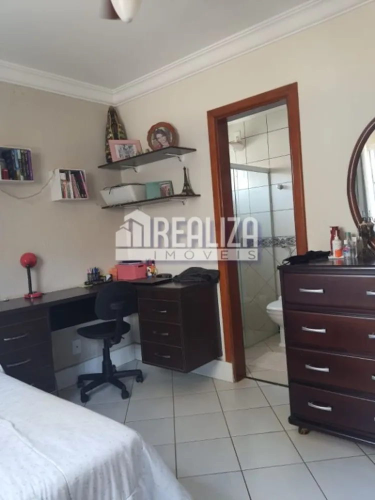 Casa, 3 quartos, 207 m² - Foto 14