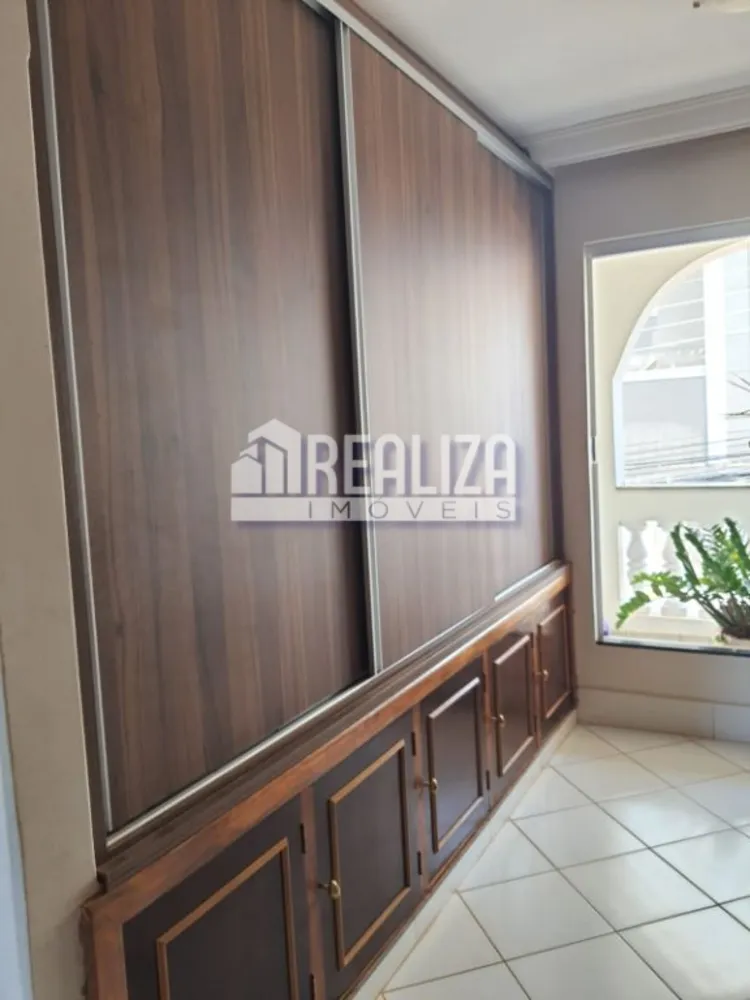 Casa, 3 quartos, 207 m² - Foto 13