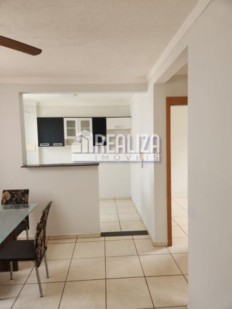 Apartamento à venda com 2 quartos, 40m² - Foto 10