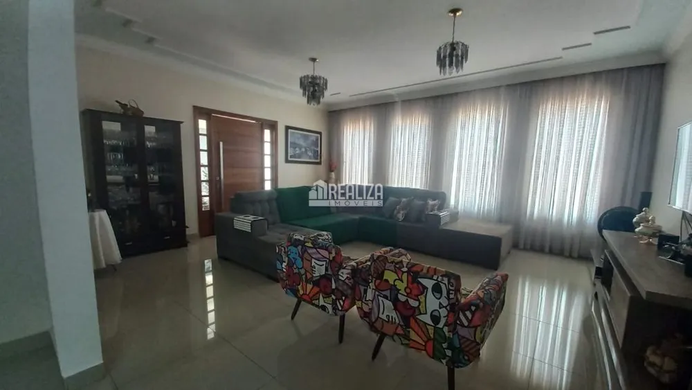 Casa, 3 quartos, 191 m² - Foto 16