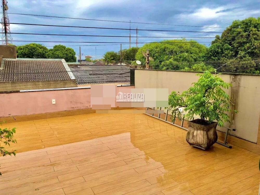 Casa, 4 quartos, 180 m² - Foto 2