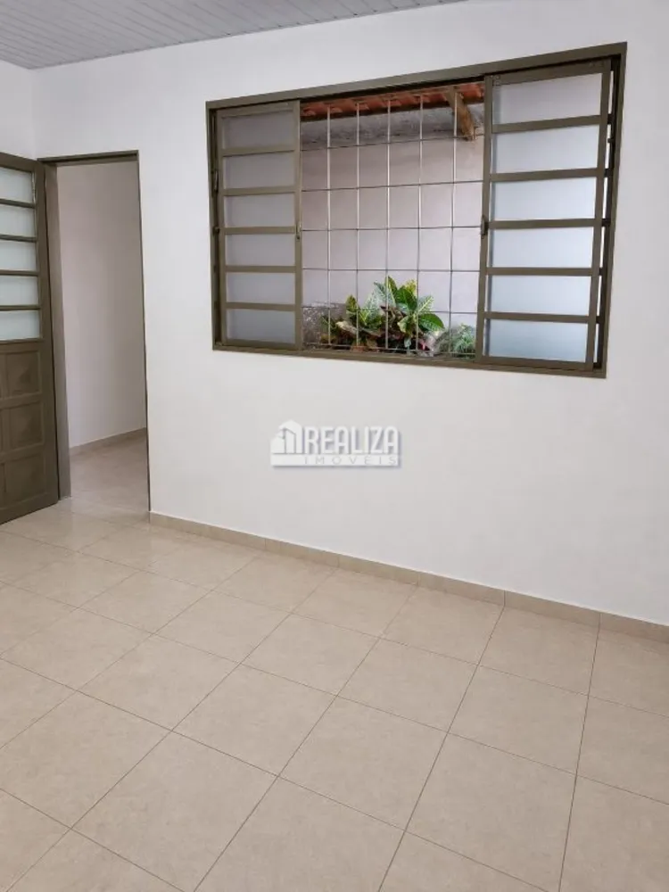 Casa, 2 quartos, 106 m² - Foto 1