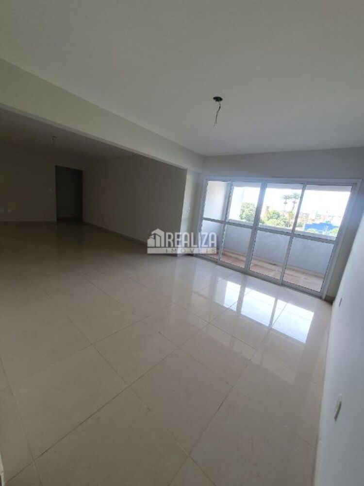 Apartamento, 3 quartos, 148 m² - Foto 2