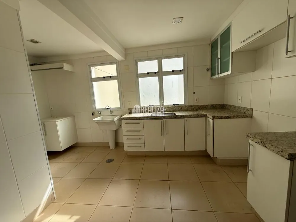 Apartamento, 3 quartos, 161 m² - Foto 2
