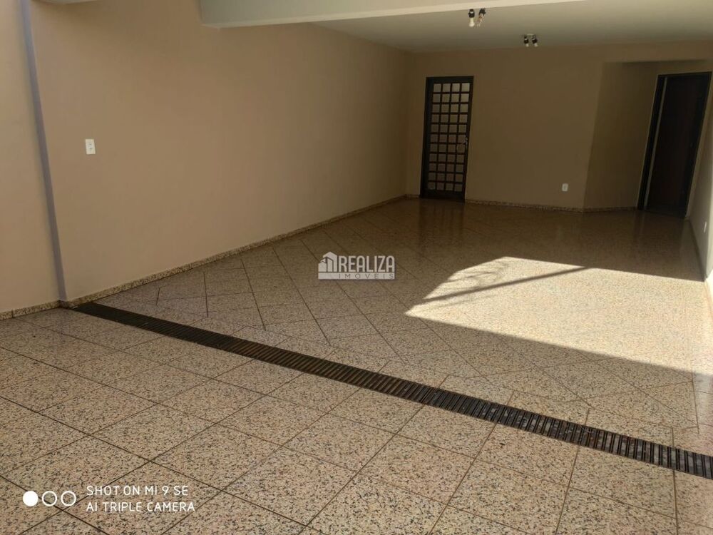 Casa, 3 quartos, 347 m² - Foto 9