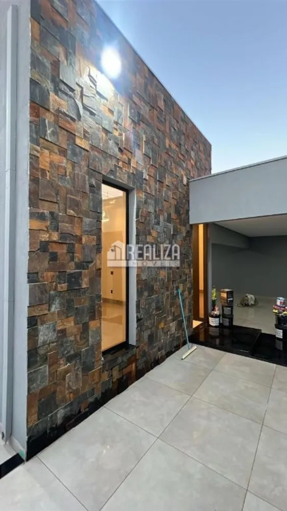 Casa, 4 quartos, 245 m² - Foto 1
