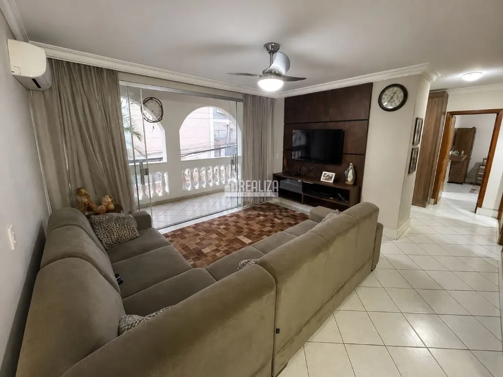 Casa, 3 quartos, 207 m² - Foto 1
