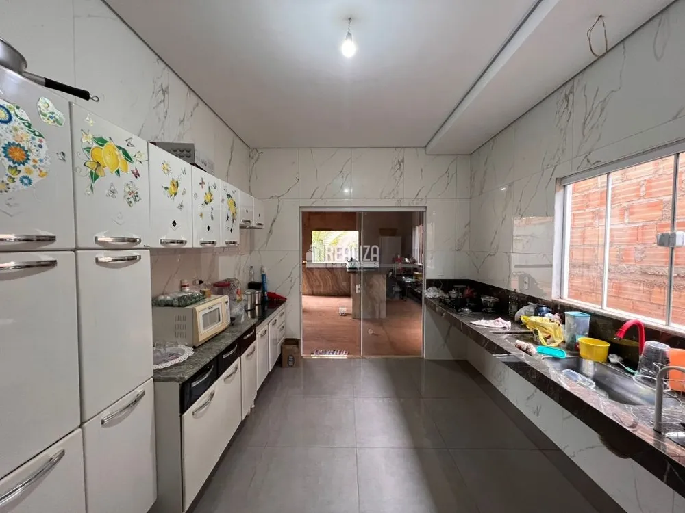 Casa, 3 quartos, 215 m² - Foto 6