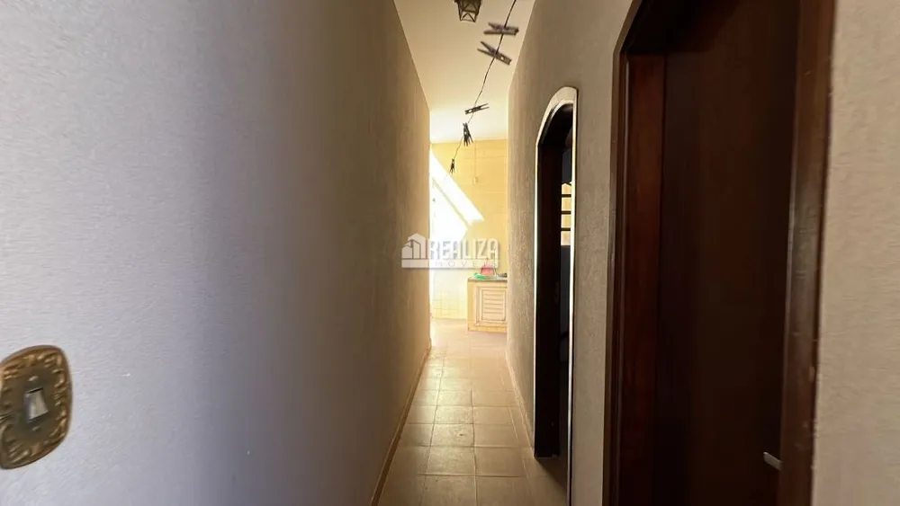 Casa, 3 quartos, 220 m² - Foto 8