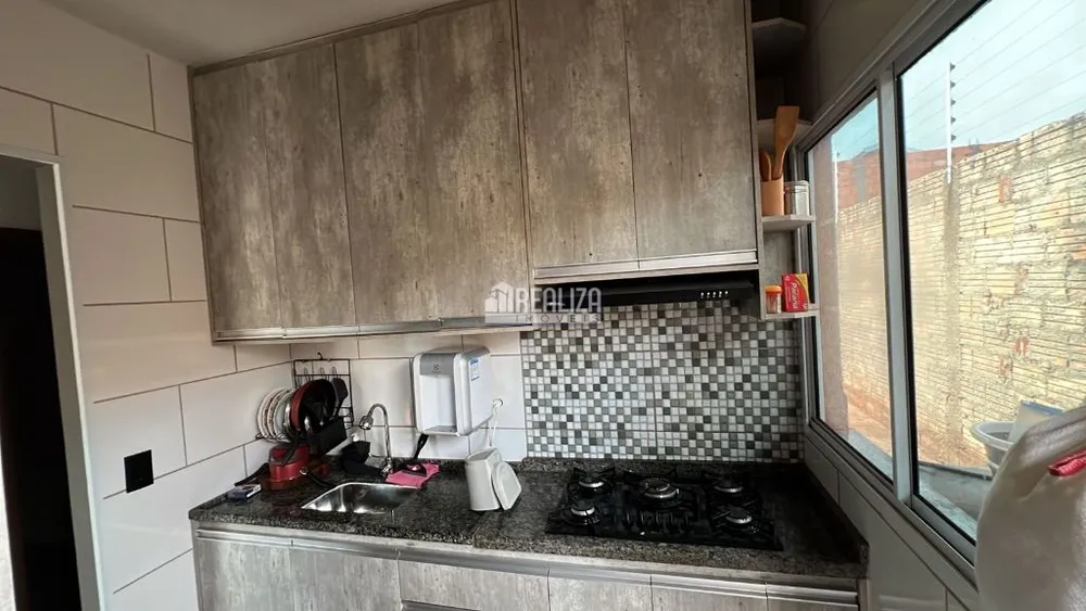 Casa, 2 quartos, 46 m² - Foto 3