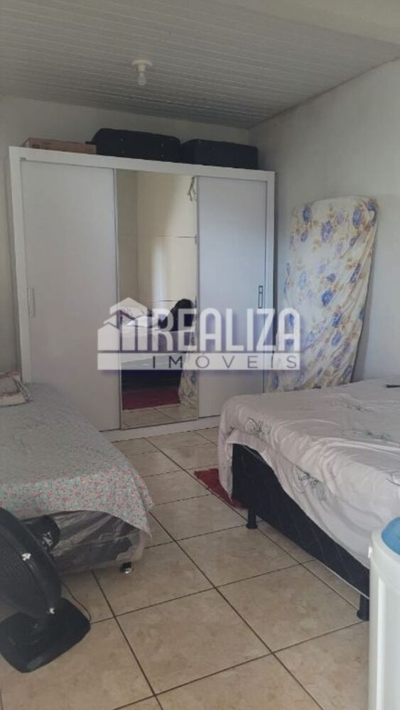 Casa à venda com 2 quartos, 180m² - Foto 3