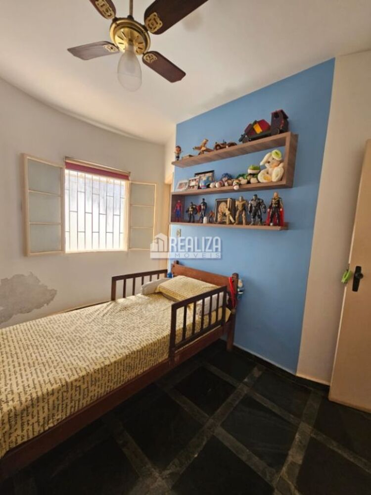 Casa, 4 quartos, 240 m² - Foto 7