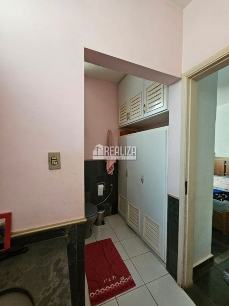 Casa, 4 quartos, 240 m² - Foto 11