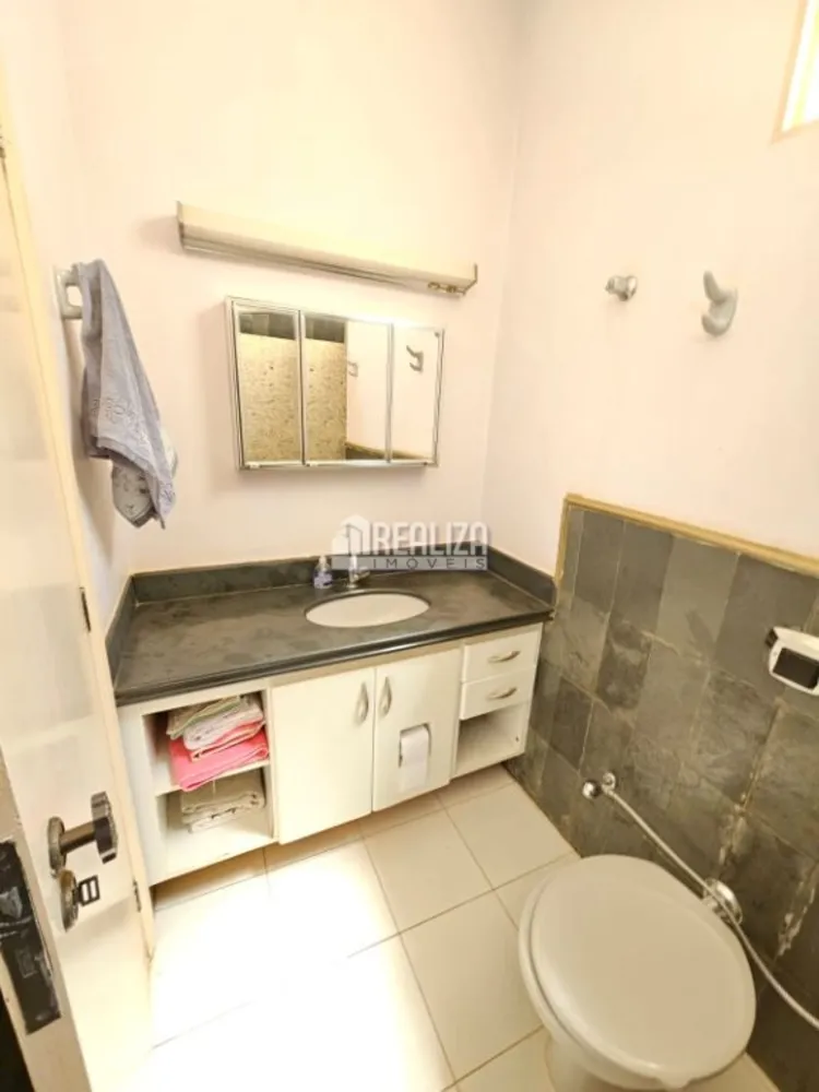 Casa, 4 quartos, 240 m² - Foto 15