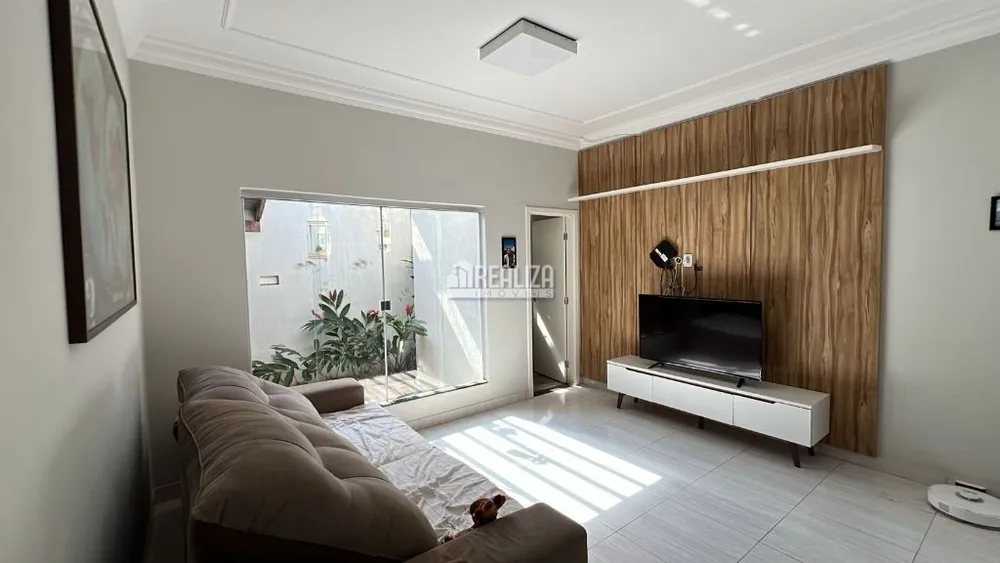 Casa, 3 quartos, 173 m² - Foto 1