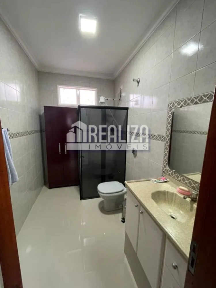Casa, 3 quartos, 250 m² - Foto 3