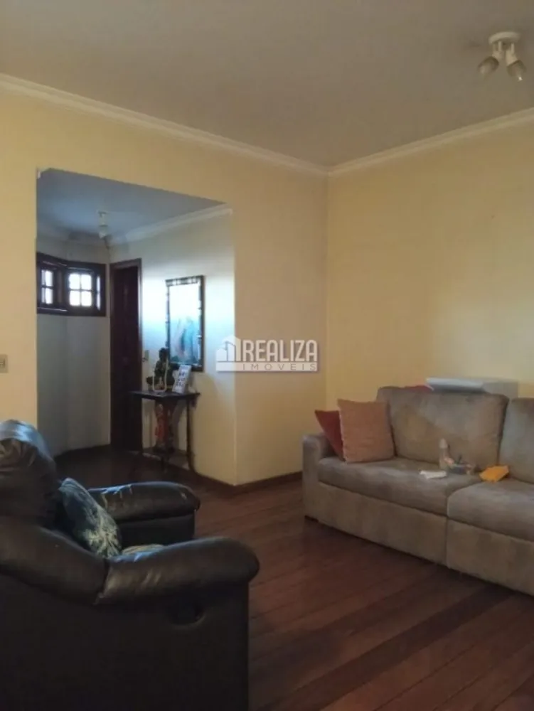 Casa, 3 quartos, 272 m² - Foto 8