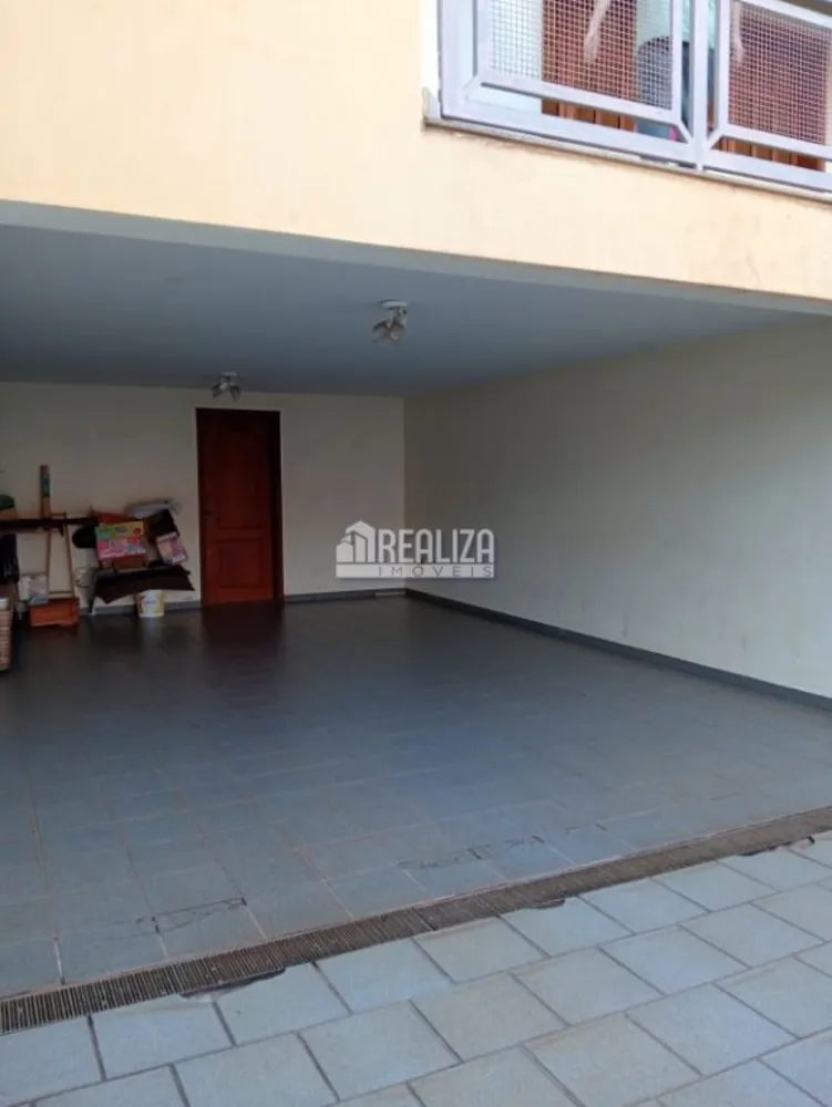 Casa, 3 quartos, 272 m² - Foto 2