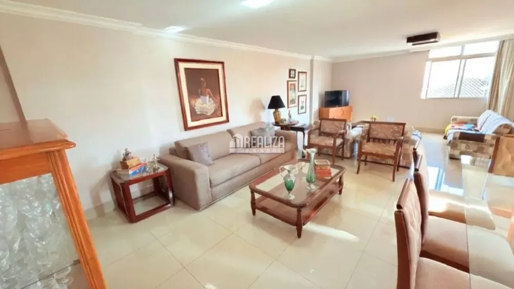 Apartamento, 3 quartos, 240 m² - Foto 3