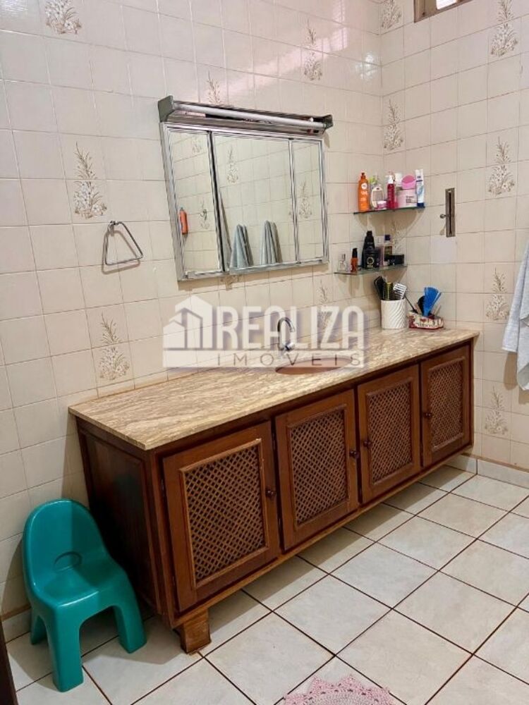 Casa, 3 quartos, 169 m² - Foto 3