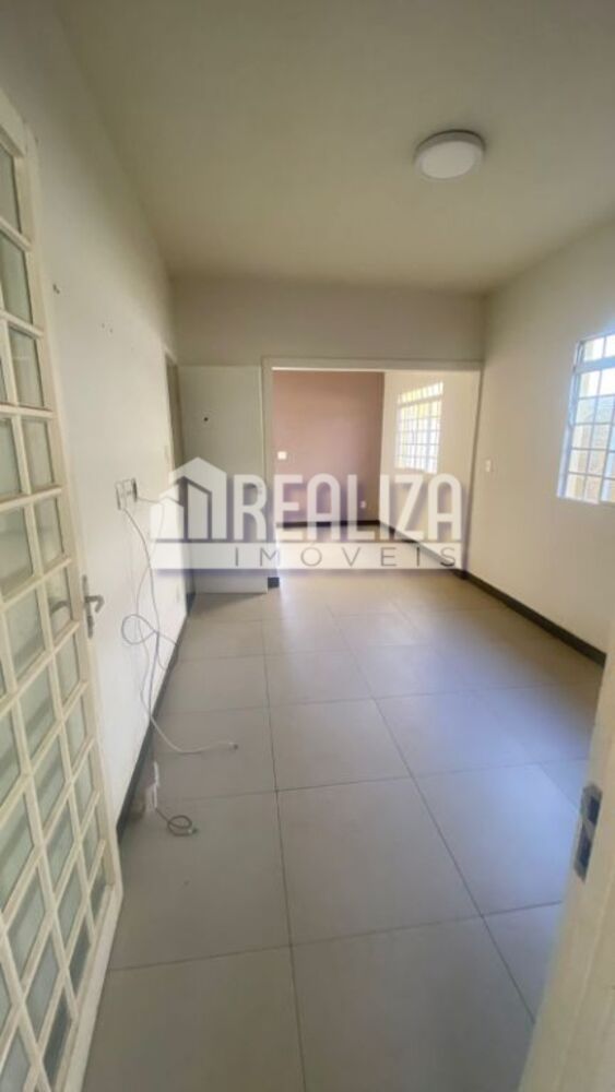 Casa à venda com 3 quartos, 150m² - Foto 5