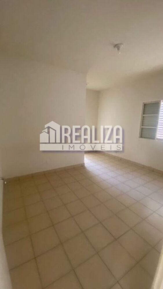 Casa à venda com 3 quartos, 150m² - Foto 7
