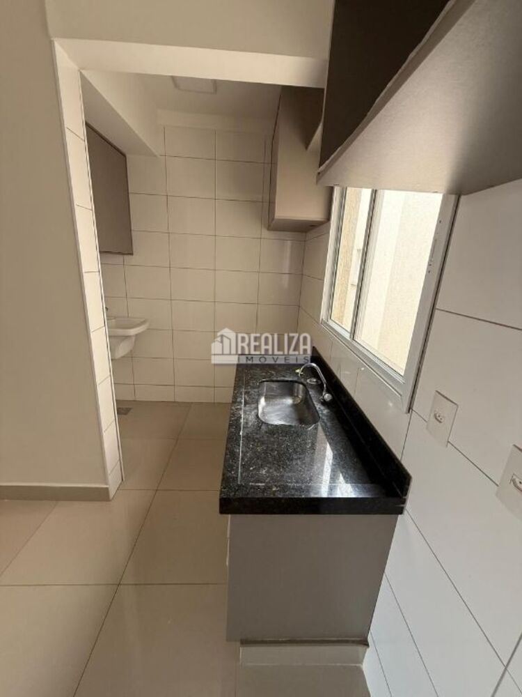 Apartamento à venda com 2 quartos, 51m² - Foto 3
