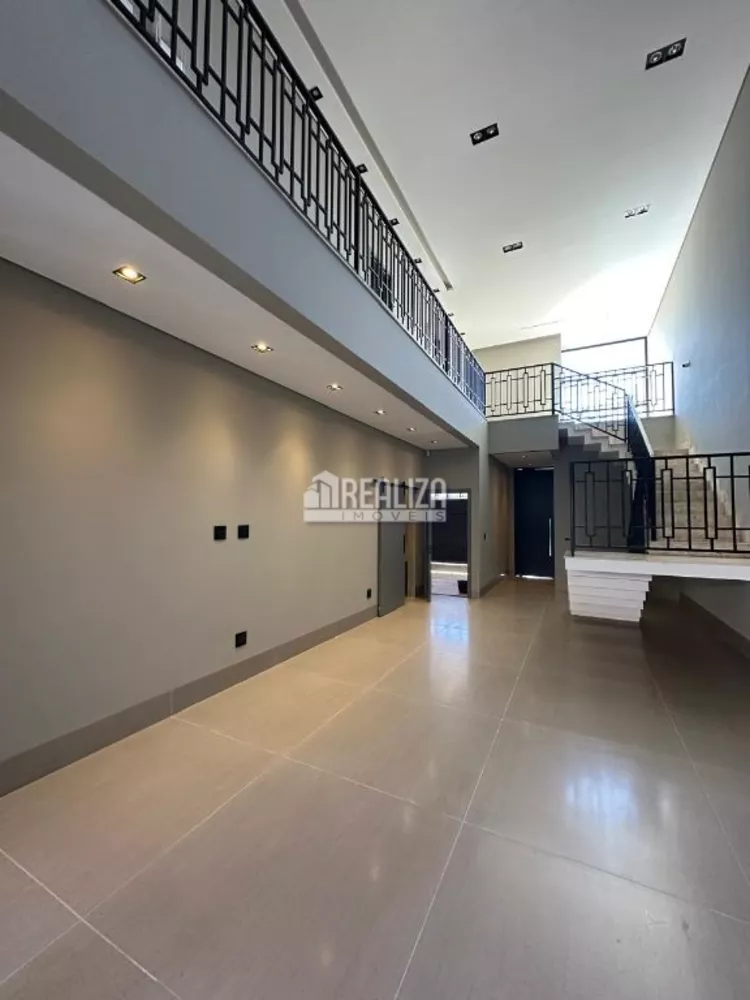 Casa, 4 quartos, 350 m² - Foto 1
