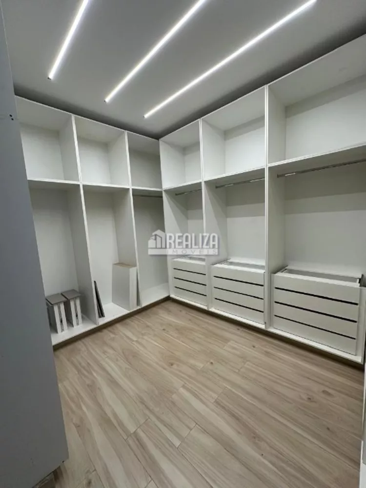 Casa, 4 quartos, 350 m² - Foto 2