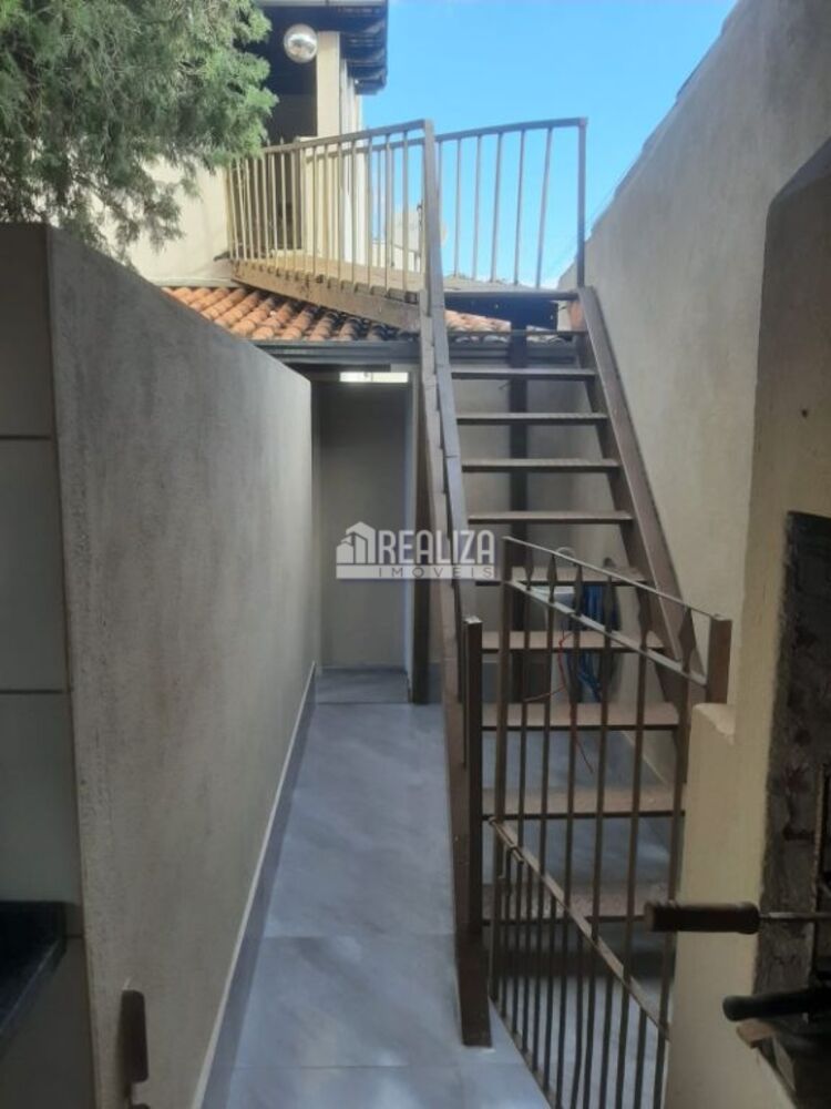 Sobrado, 6 quartos, 360 m² - Foto 4