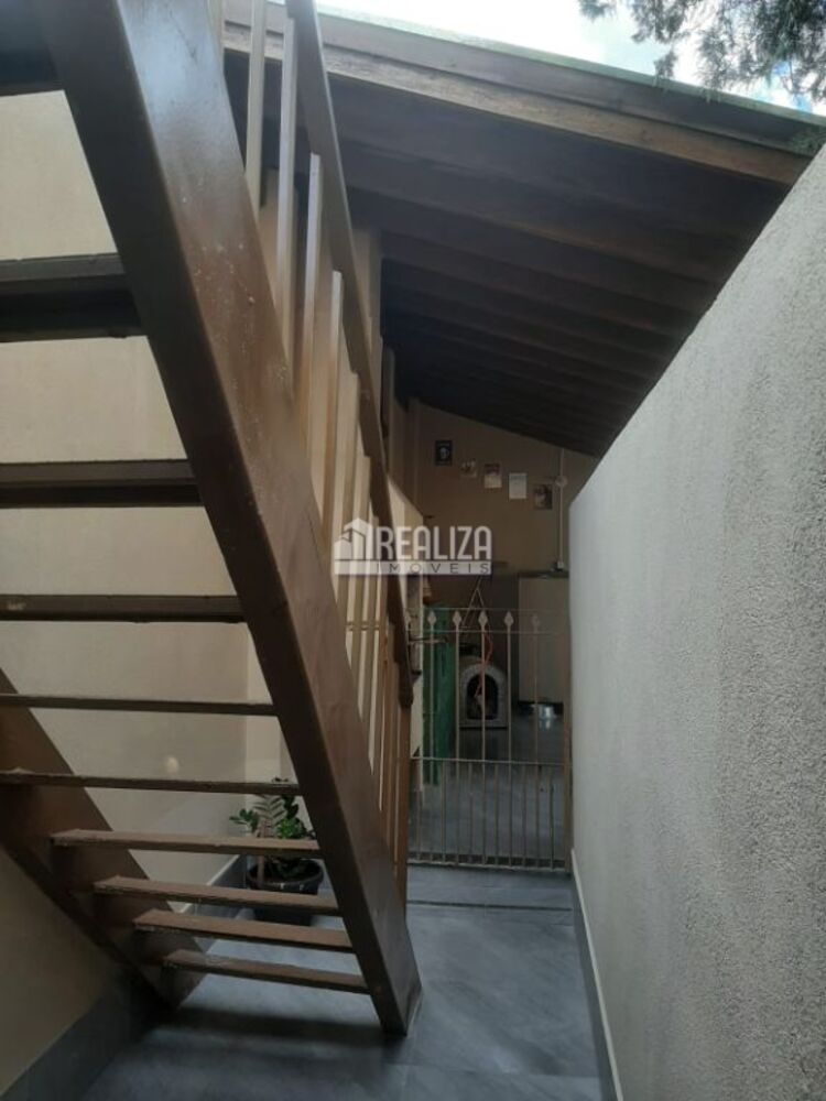 Sobrado, 6 quartos, 360 m² - Foto 3