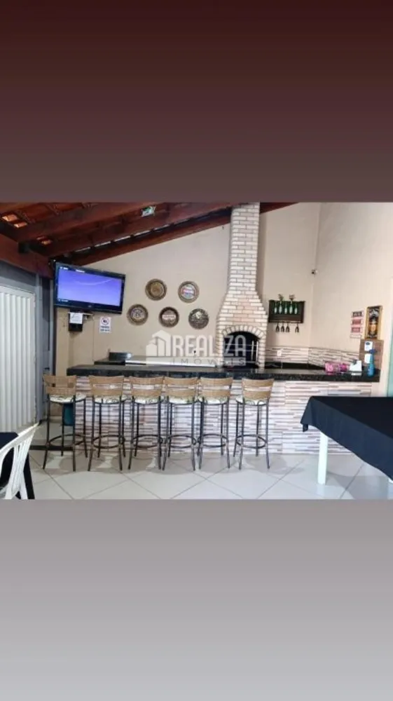 Casa, 3 quartos, 200 m² - Foto 1