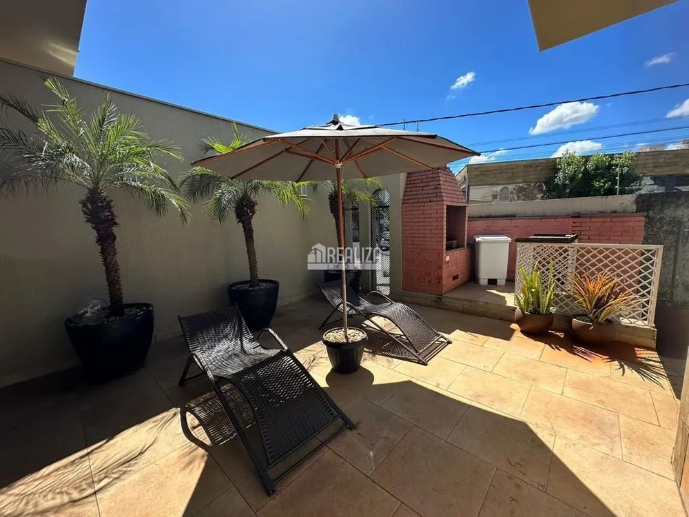 Casa, 4 quartos, 390 m² - Foto 3