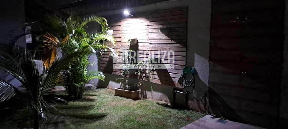 Casa, 3 quartos, 94 m² - Foto 2