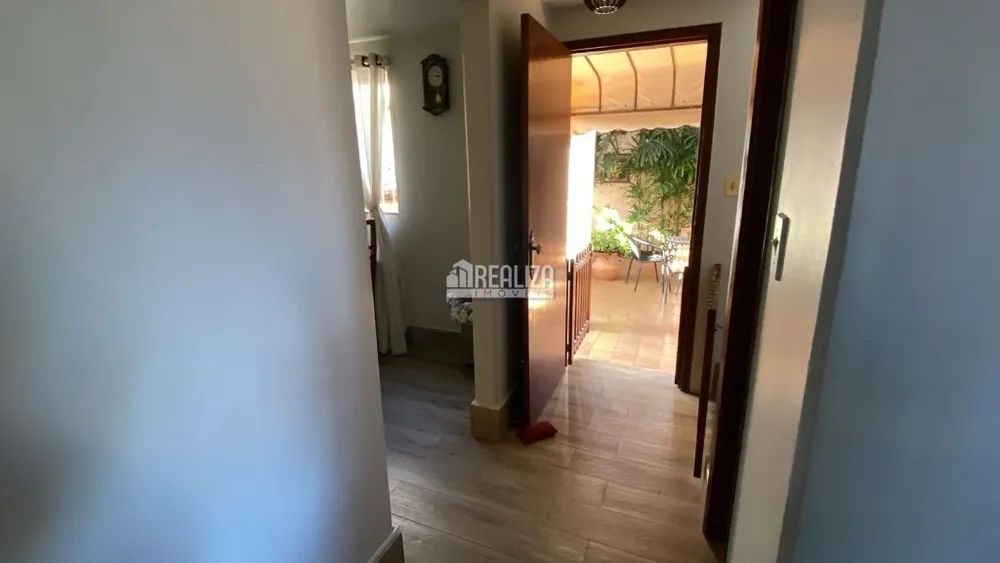 Casa, 4 quartos, 165 m² - Foto 3