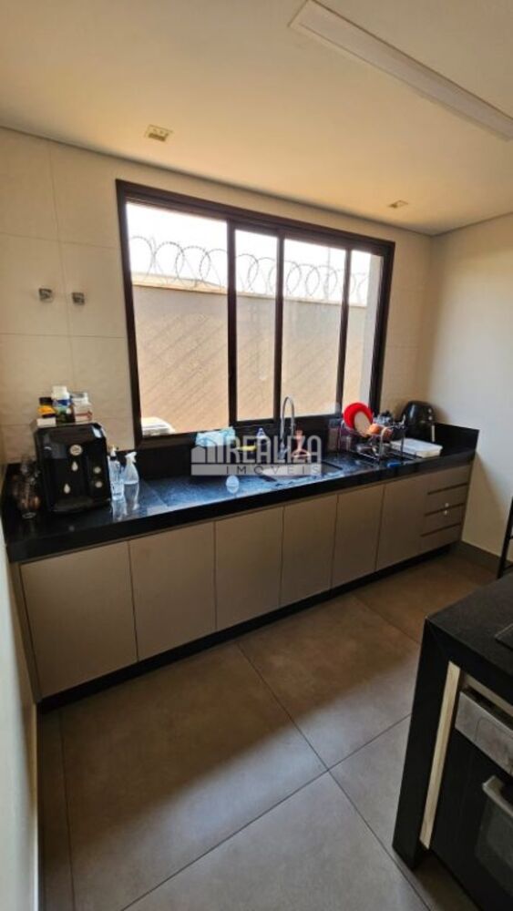 Casa, 4 quartos, 318 m² - Foto 6