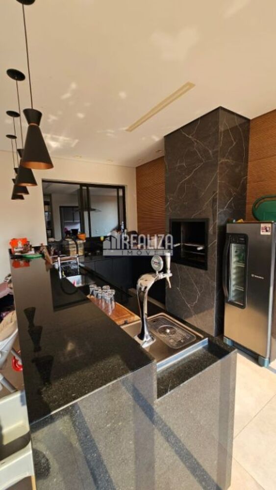 Casa, 4 quartos, 318 m² - Foto 4