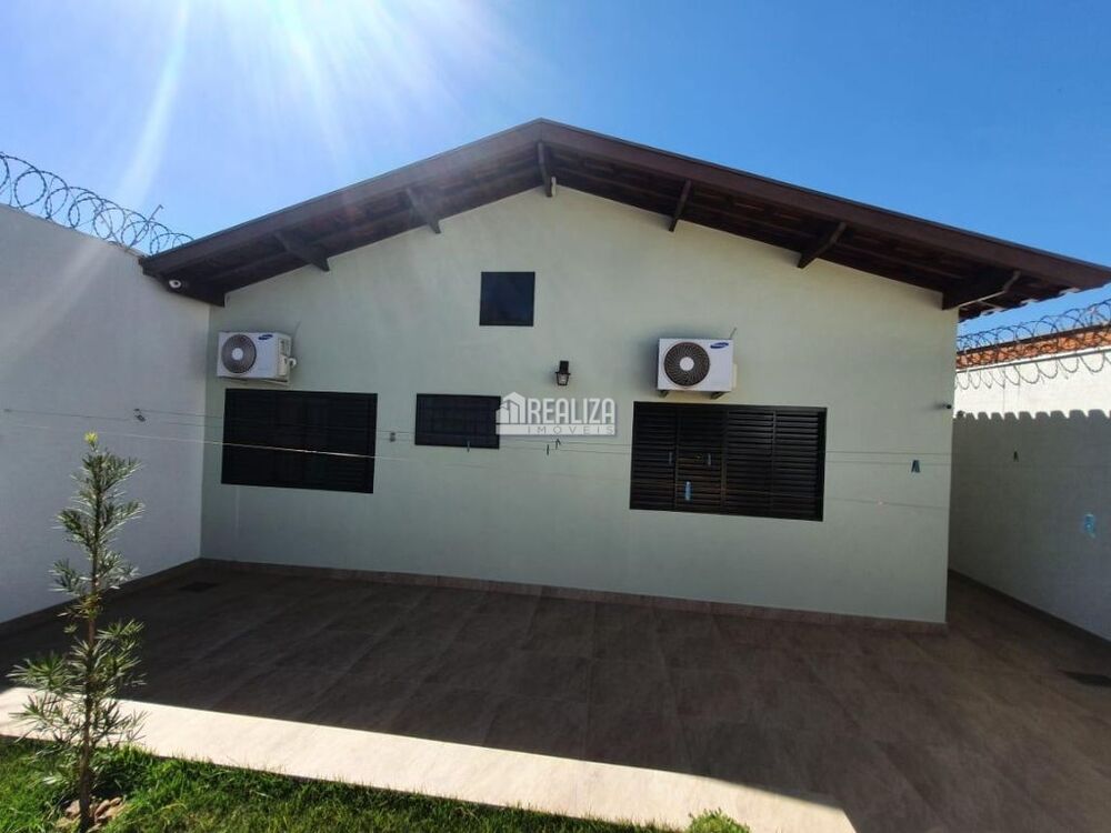 Casa, 4 quartos, 240 m² - Foto 11